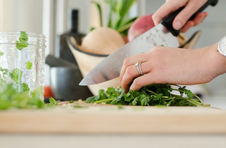 Nutrition and Mental Health: Eating to Reduce Inflammation in Lakewood