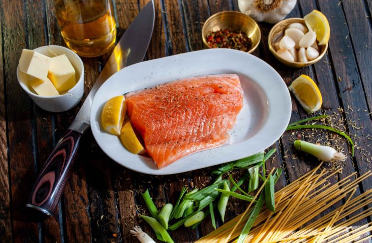 Nutrition and Mental Health in Lakewood: Eat Plenty of Fat